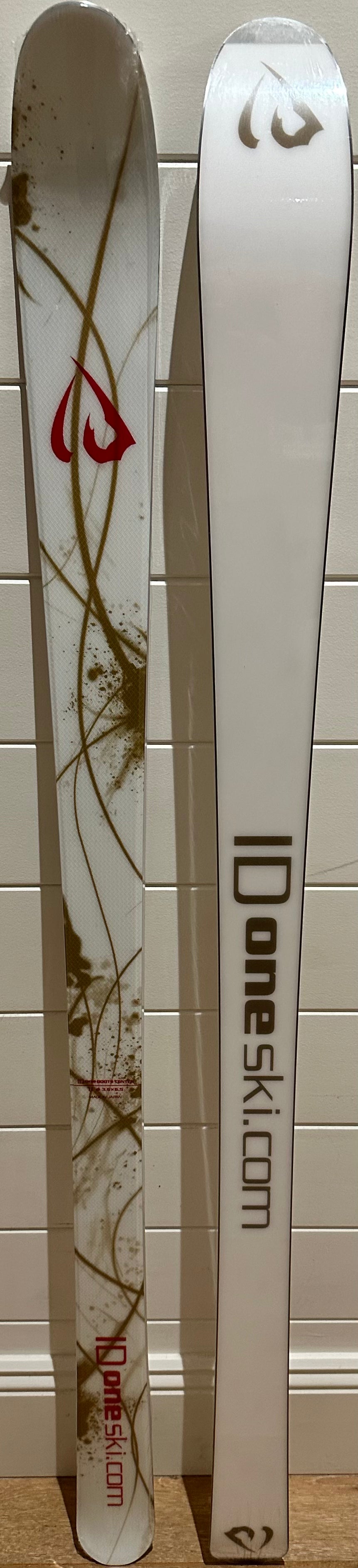 World's best mogul skis – ID one Australia