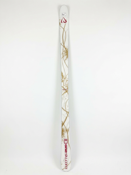 World's best mogul skis – ID one Australia