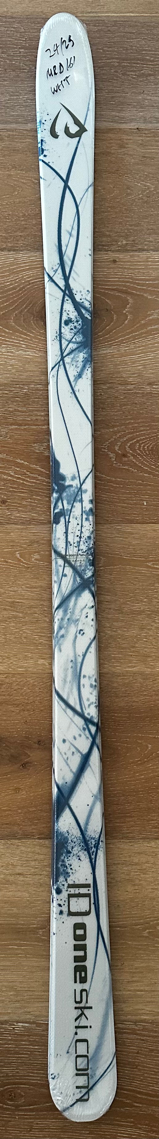 MR-D Mogul Ski